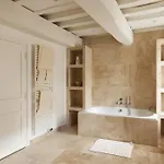 Le Vieux Hotel