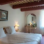 Hotel Le Vieux