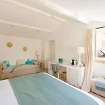Le Vieux 5* Castillon-du-Gard