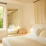 Le Vieux 5* Castillon-du-Gard