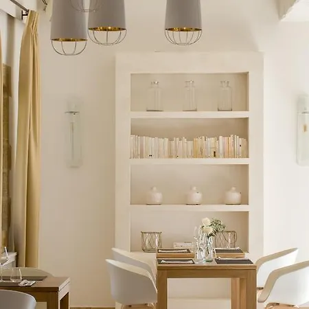 Hotel Le Vieux 5*
