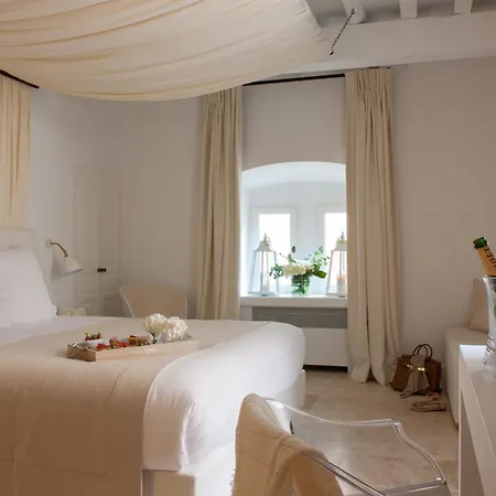 Hotel Le Vieux Castillon-du-Gard