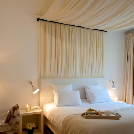 Hotel Le Vieux Castillon-du-Gard