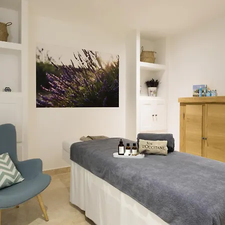 Hotel Le Vieux 5*