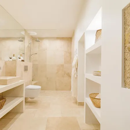 Le Vieux Hotel 5*