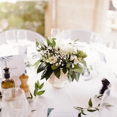 Hotel Le Vieux Castillon-du-Gard