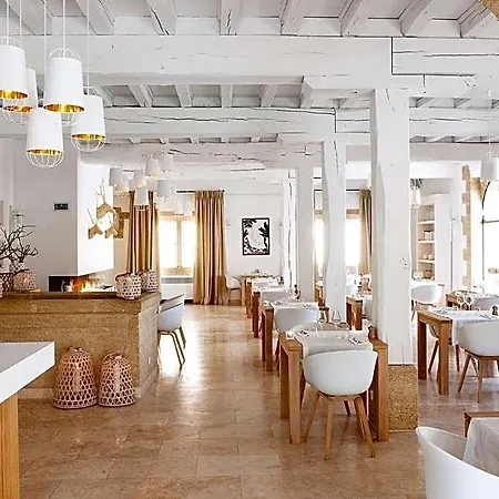 Hotel Le Vieux 5*