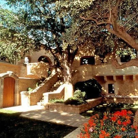 Hotel Le Vieux Castillon-du-Gard