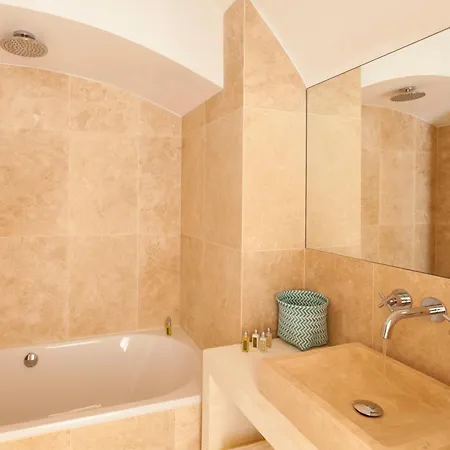 Le Vieux 5* Castillon-du-Gard