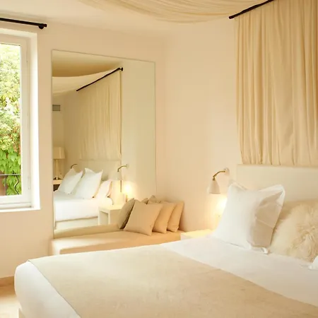 Le Vieux 5* Castillon-du-Gard