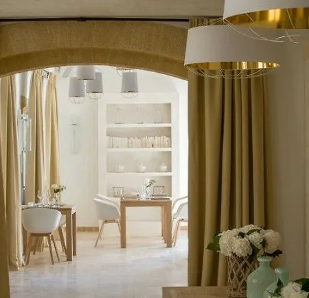 Hotel Le Vieux Castillon-du-Gard