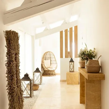 Hotel Le Vieux 5*