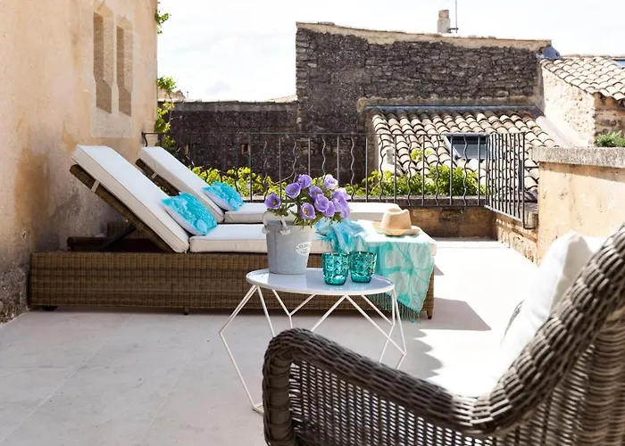 Hotel Le Vieux Castillon-du-Gard