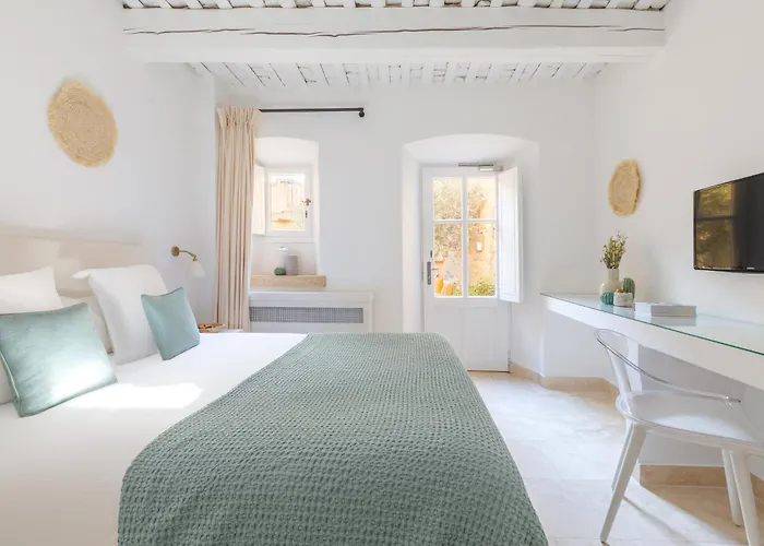 Le Vieux Hotel Castillon-du-Gard