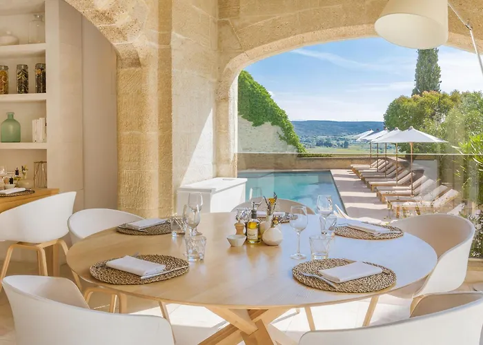 Hotel Le Vieux Castillon-du-Gard