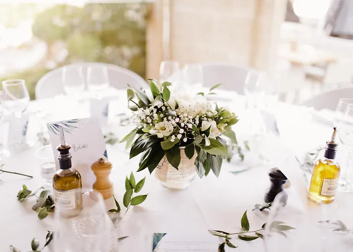 Hotel Le Vieux Castillon-du-Gard