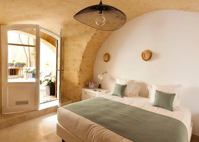 Le Vieux 5* Castillon-du-Gard