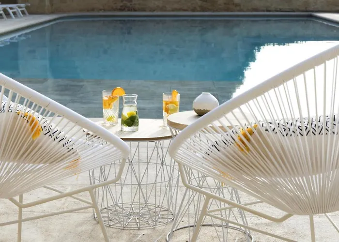 Le Vieux 5* Castillon-du-Gard